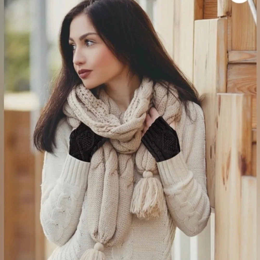 Warm, Cable Knit Fingerless Gloves